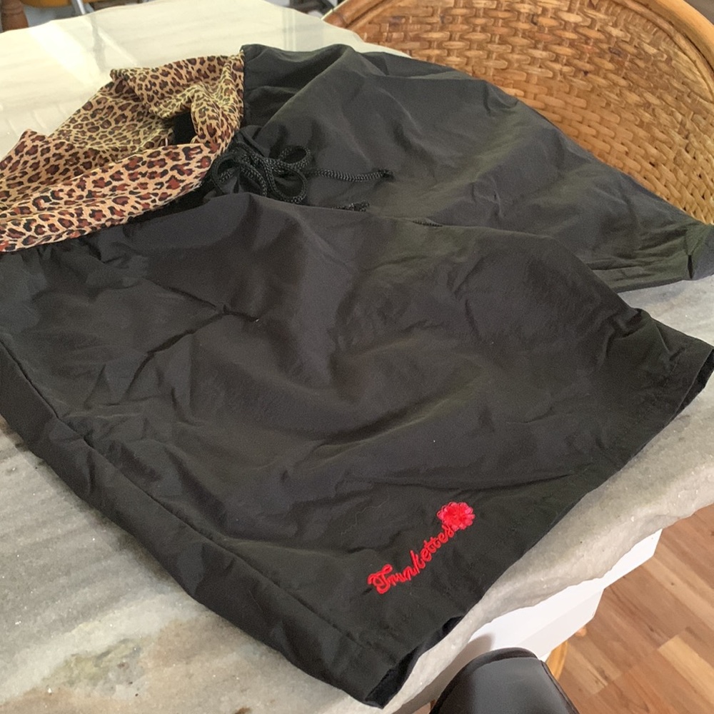 Beach Shorts - Picture 4 of 6